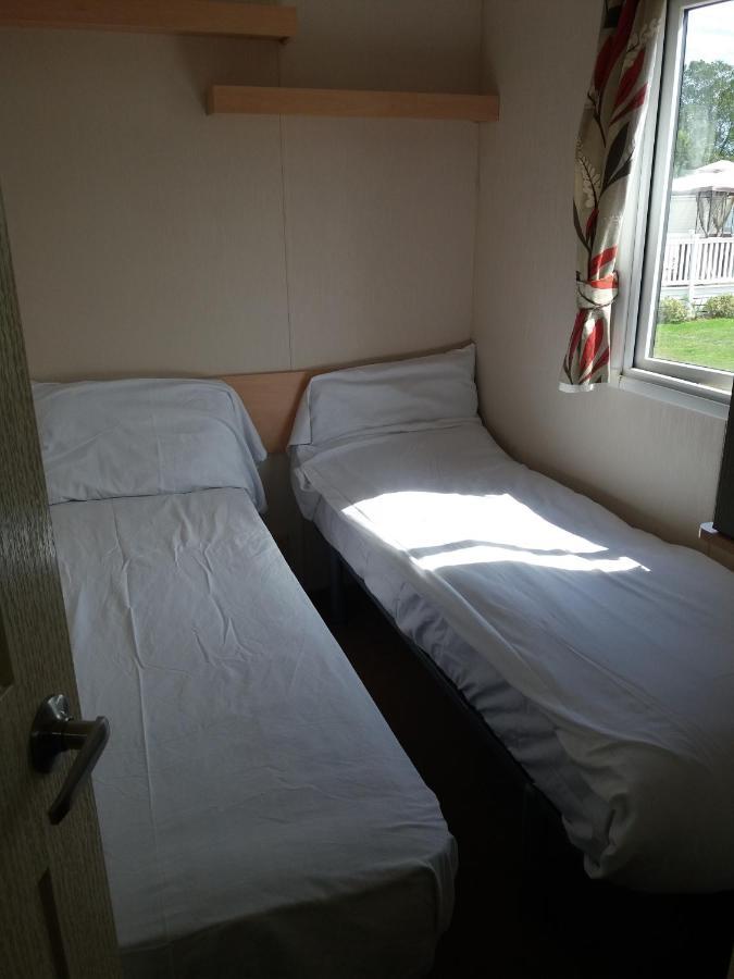 2013 Willerby Sunset Static Caravan Clacton-on-Sea